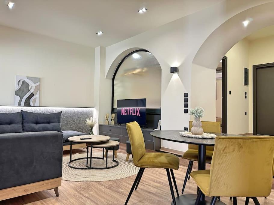 ארטריה Oasis Luxury Apartments מראה חיצוני תמונה