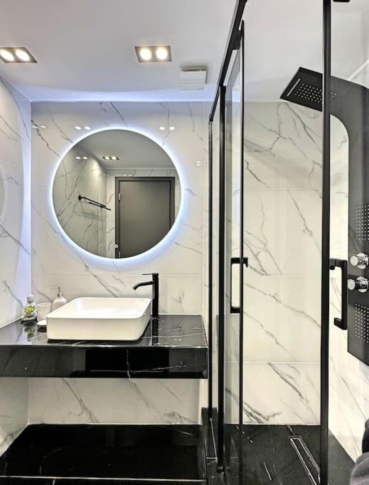 ארטריה Oasis Luxury Apartments מראה חיצוני תמונה